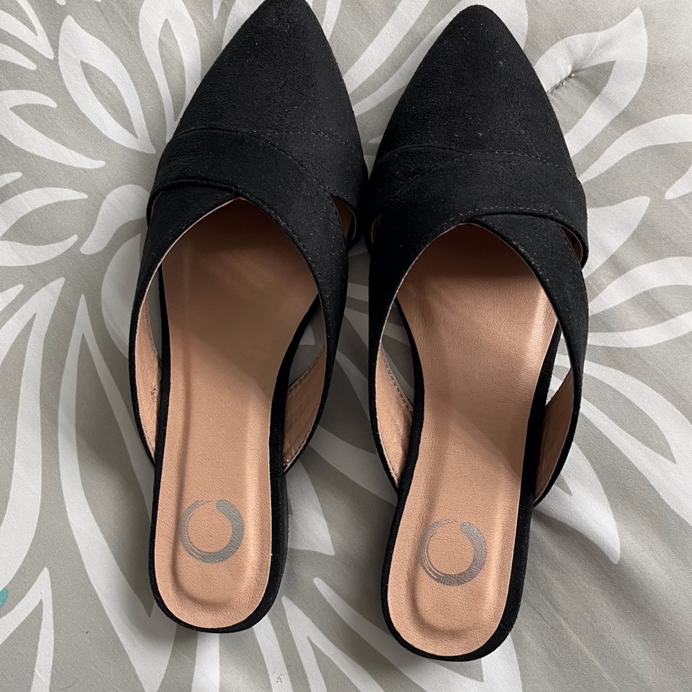 Journee Collection Black Mules sz 7